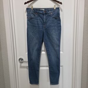 Madewell curvy high-rise skinny crop blue jeans